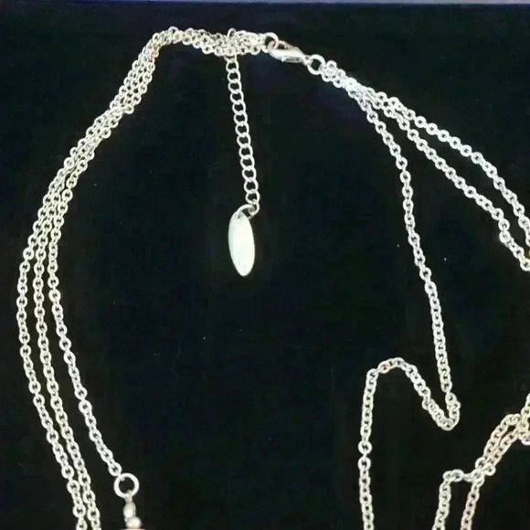 Plunder Gold Tone 'April Posse' Necklace and bracelet - Picture 3 of 4